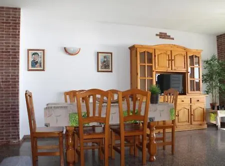 Piso Jover Mayores De 25 Anos !! Apartment Lloret de Mar