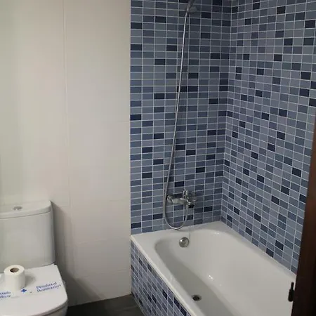 Piso Jover Alojamiento En Primera Linea Del Mar !! *