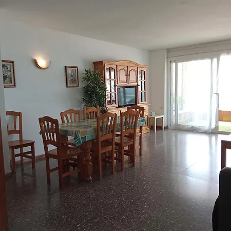Apartamento Piso Jover En Primera Línea Del Mar !! *