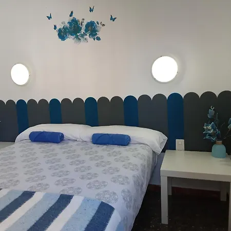 Piso Jover En Primera Línea Del Mar !! Apartamento *