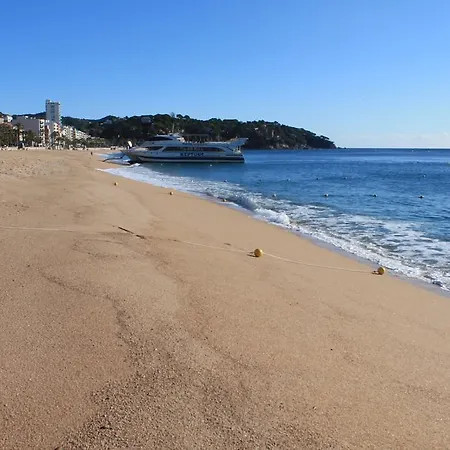 Piso Jover Mayores De 25 Anos !! Apartment Lloret de Mar